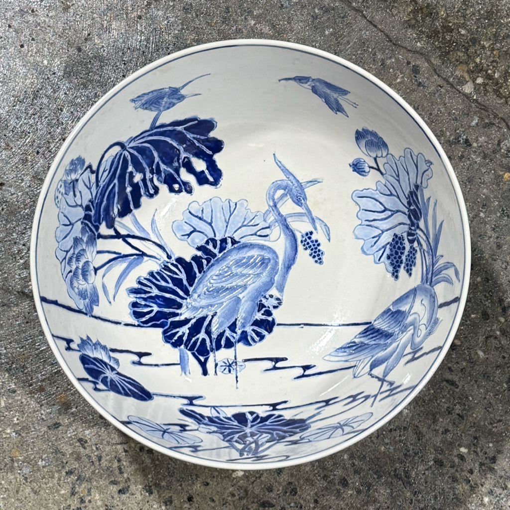 VTG Andrea by Sadek blue/white bowl, 10"Dia x 4.5"H