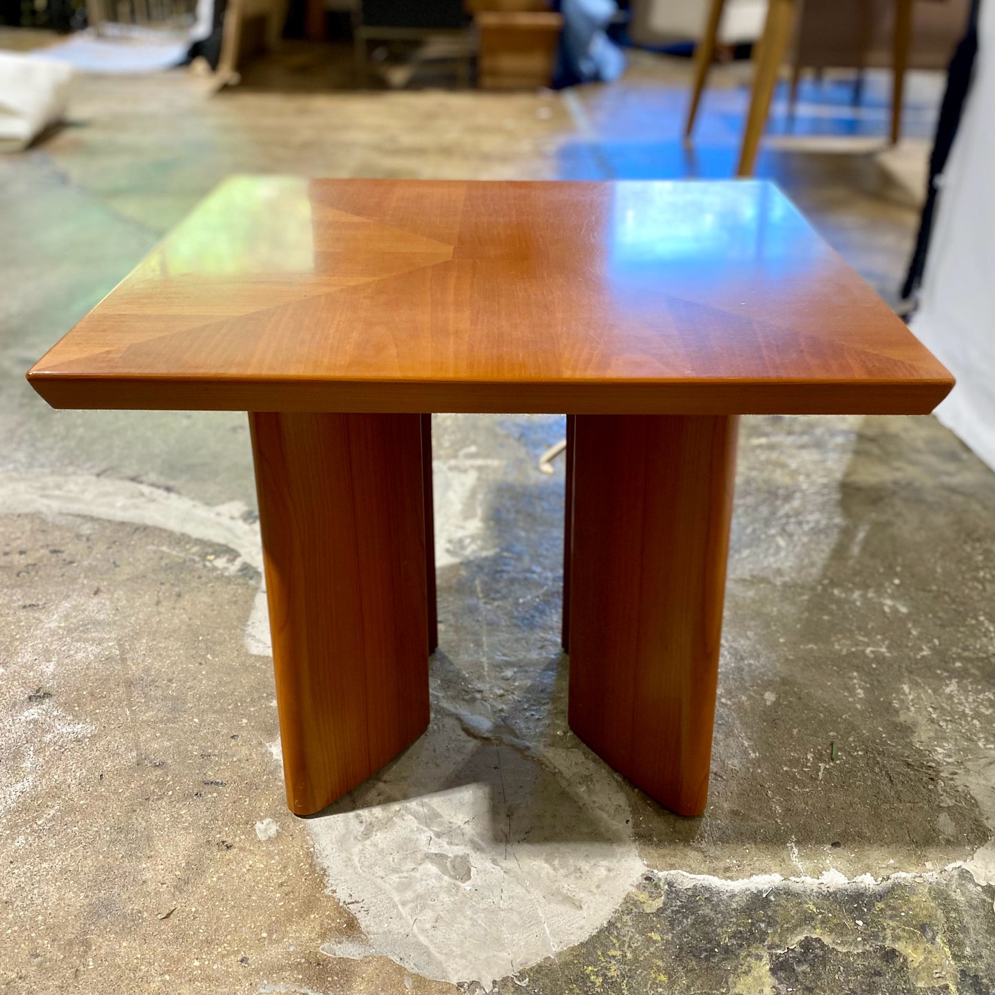 Pr Alf Italia Side Table, 27"W x27"D x 21.5"H