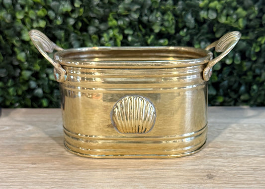 VTG brass cachepot, shell motif, 7"W x3.5"D x 4'H