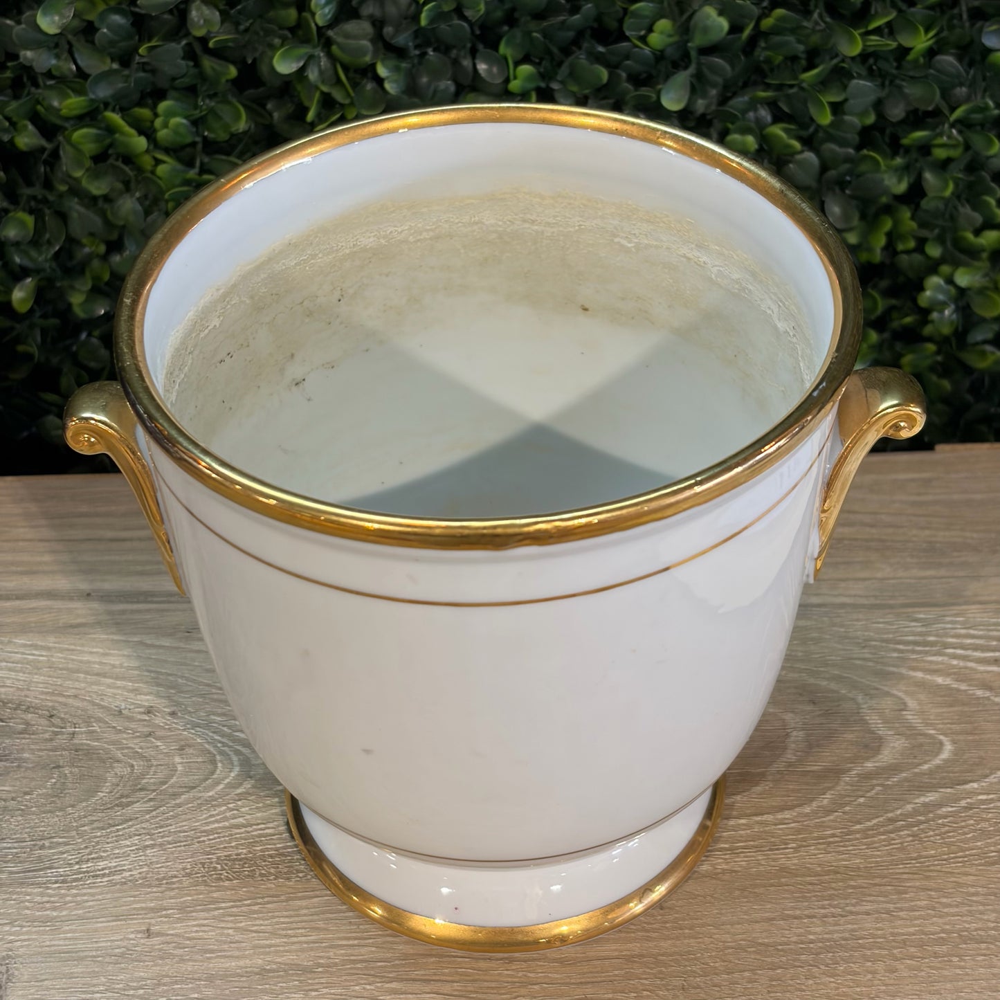 VTG White & Gold Porcelain Cachepot, 6"H x 6"Dia
