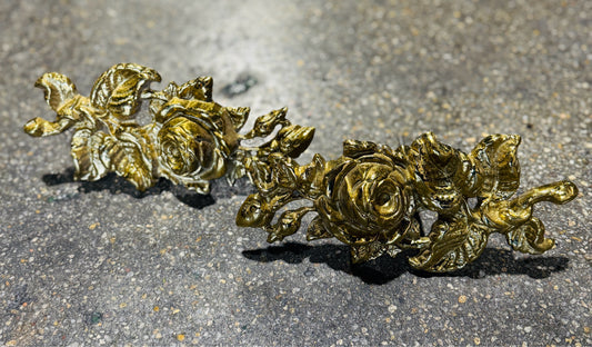 PAIR Va Metalcrafters #2207 brass rose  tiebacks,9"L x 4"W x 1'H