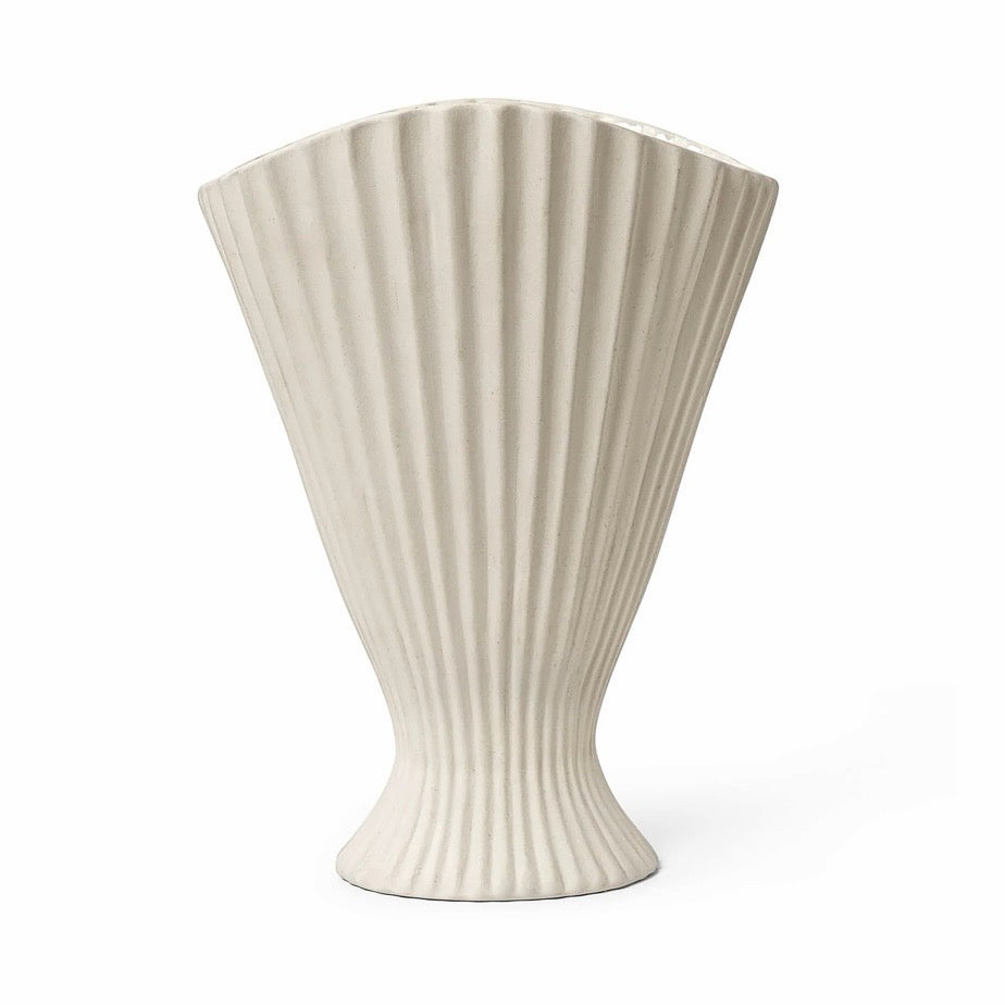 NEW Fountain Vase, Cream,  9.1"W x 7.3" D x 12"H