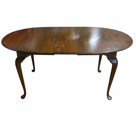 Pennsylvania House Cherry Dining Table w/2 Leaves, 41.75"D x 54" (74")W x 29"H