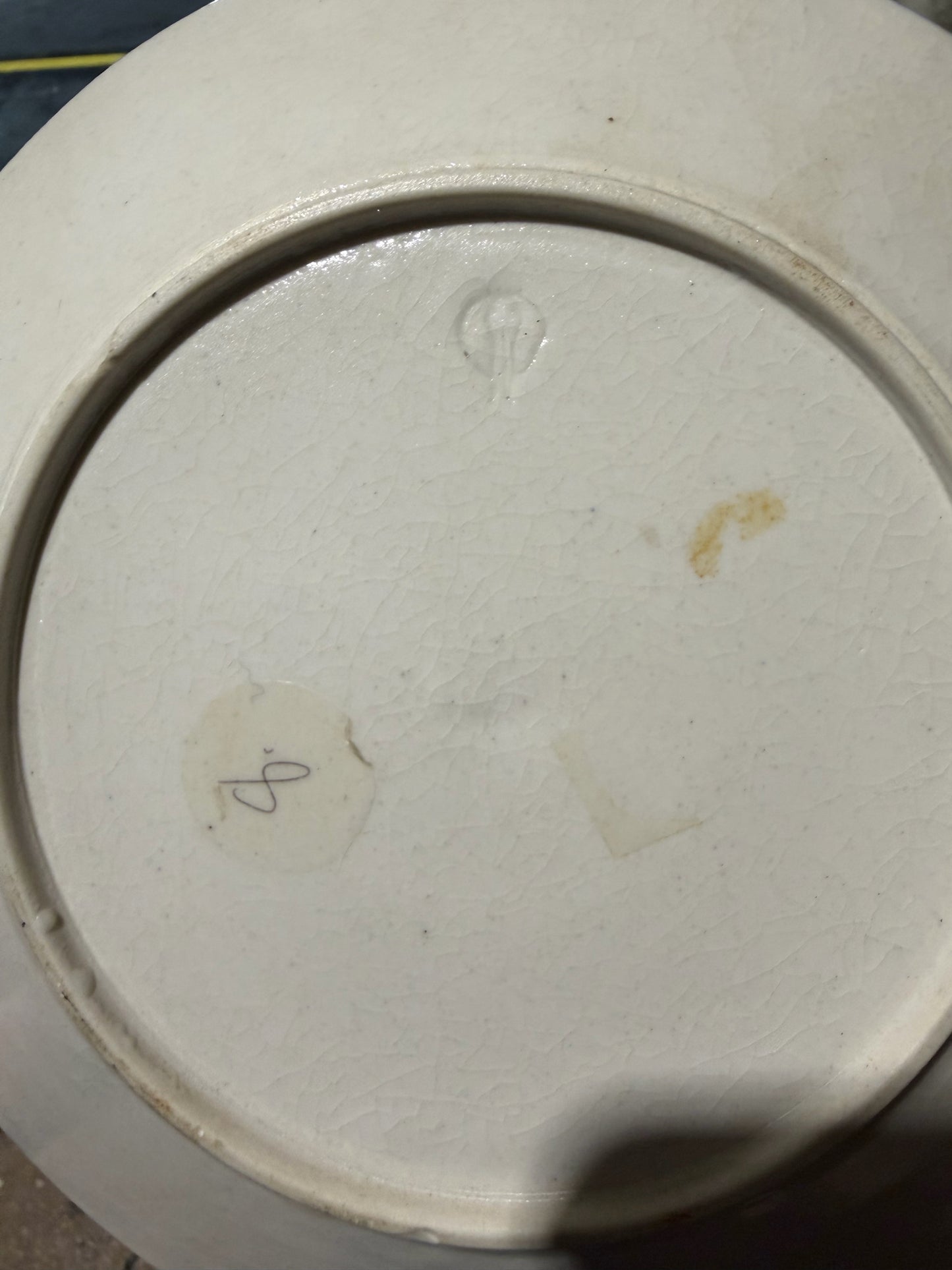 Vintage Dedham Pottery, Pineapple Plate, 9"Dia x 1"D