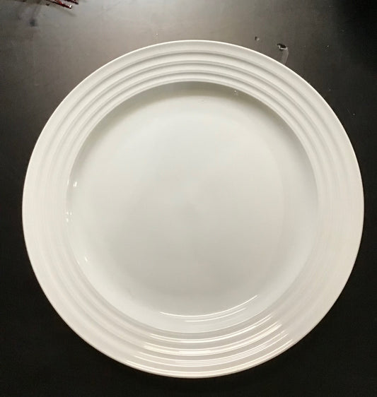 SET of 6 White Dinner Plates 11" dia.