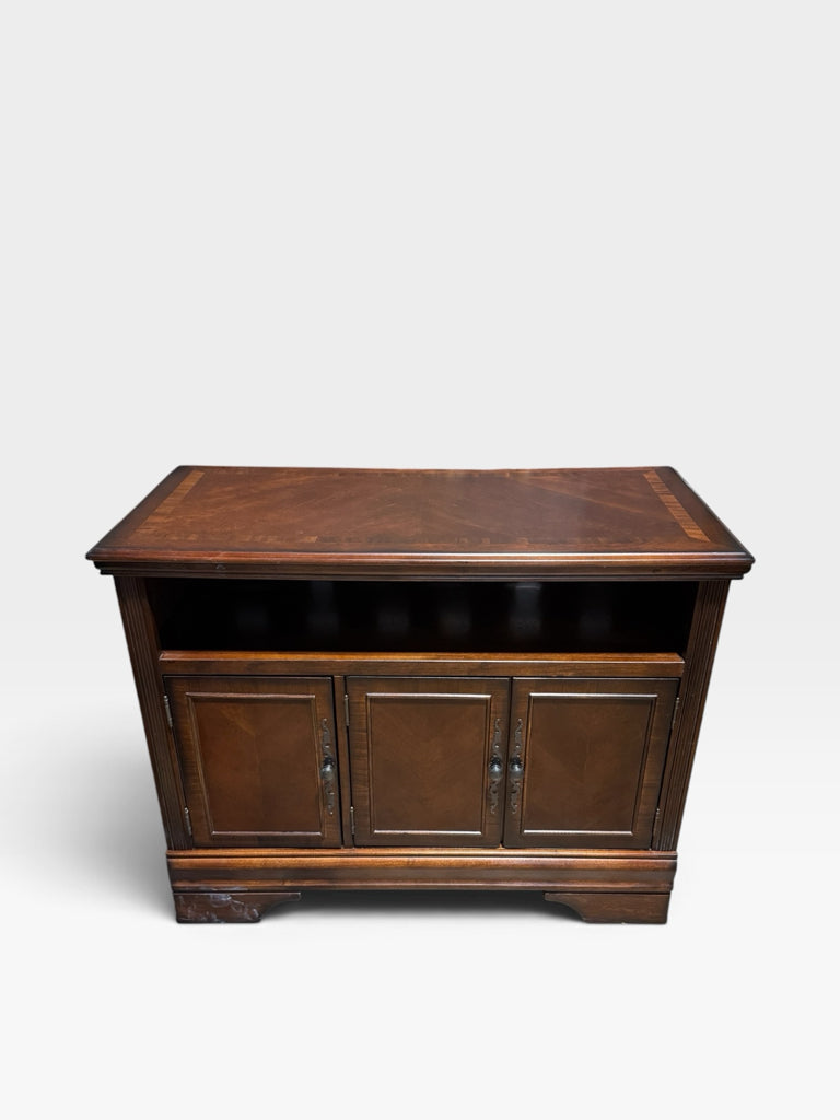 Traditional media cabinet, mahogany finish,42"W x 20"D x 32"H