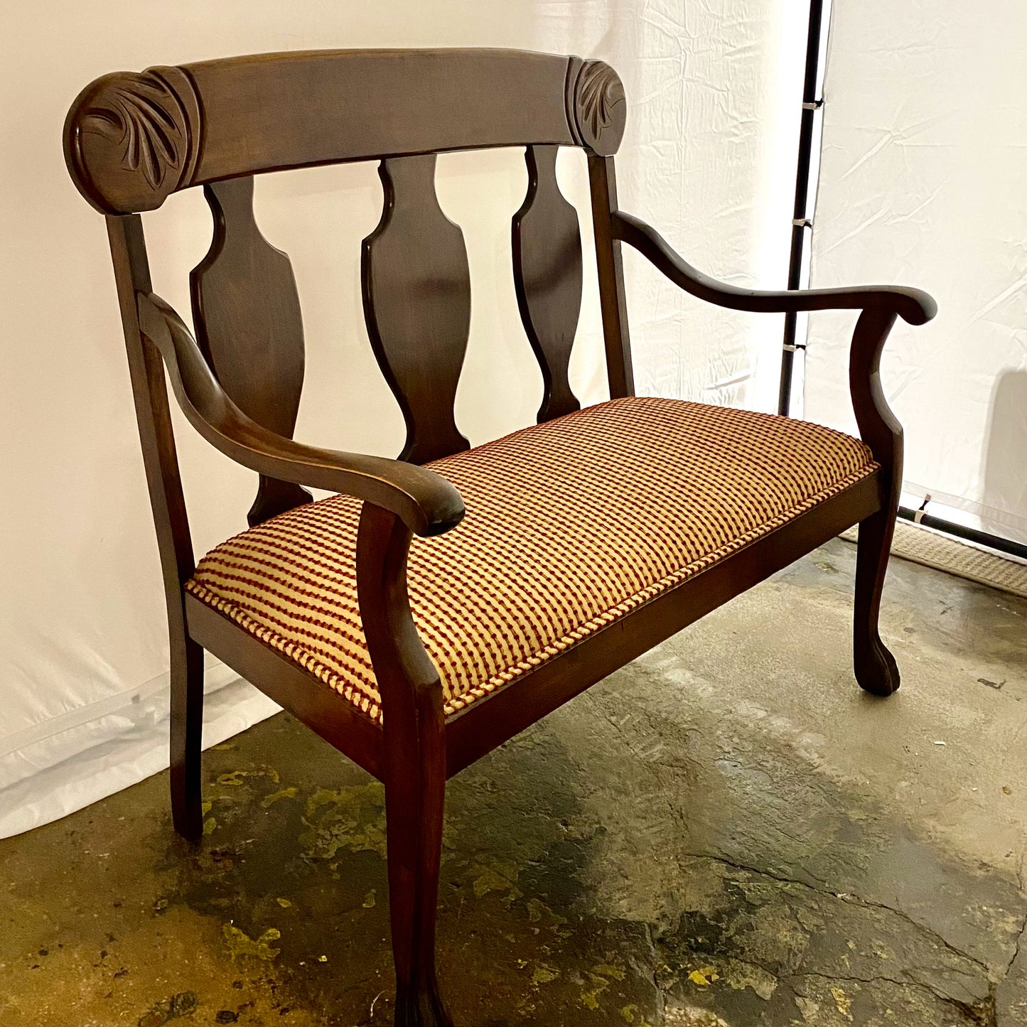Antique Mahogany Settee, 41.5"W x 21"D x 40"H