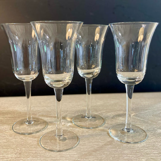 Set of 4 "Vera Wang" Wine Glasses, 7.25"H