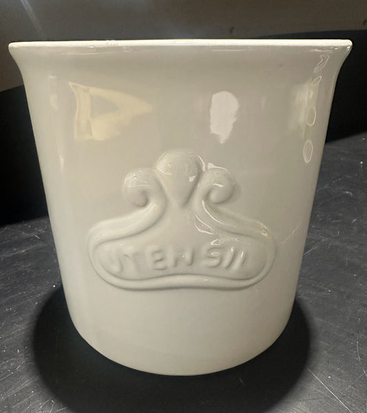 Utensils Ceramic Holder, 6.75" W x 6.75" D x 6.5" H