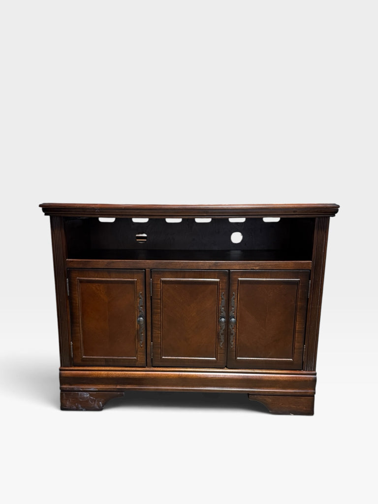 Traditional media cabinet, mahogany finish,42"W x 20"D x 32"H