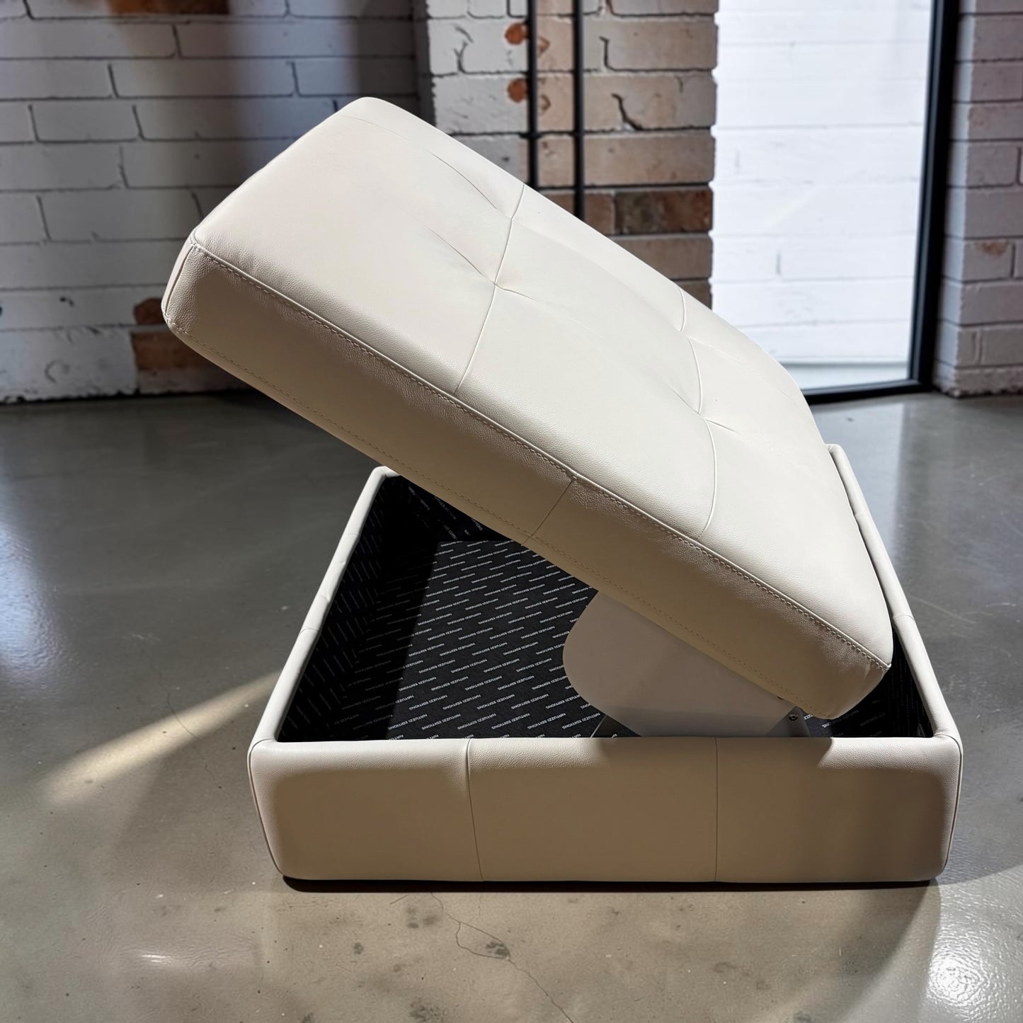 NEW Natuzzi Edition Off White Leather Storage Ottoman, 38"W x 38"D x 17"H
