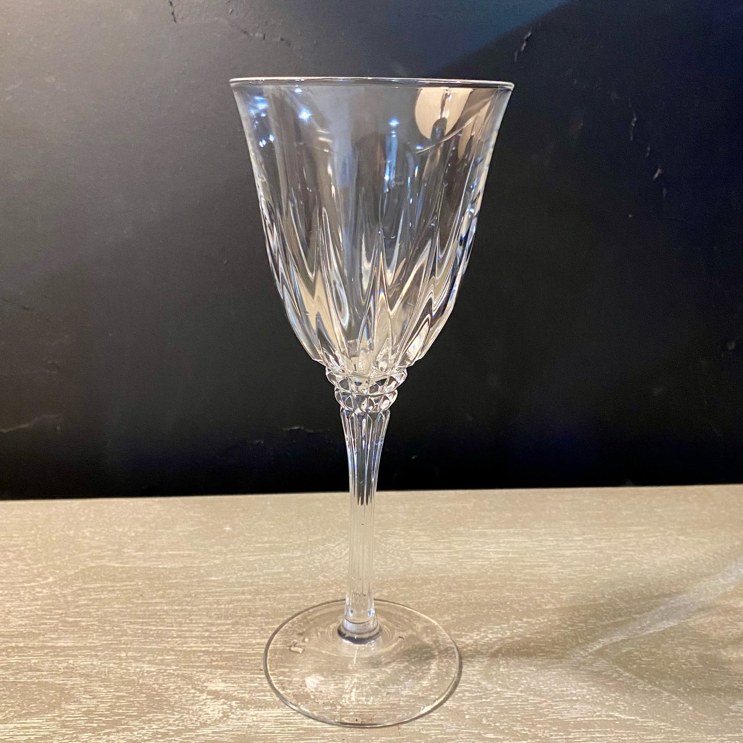 Cristal D'arques Castel Wine Gl, Set of 5, 8.6"H x 3.5"Dia