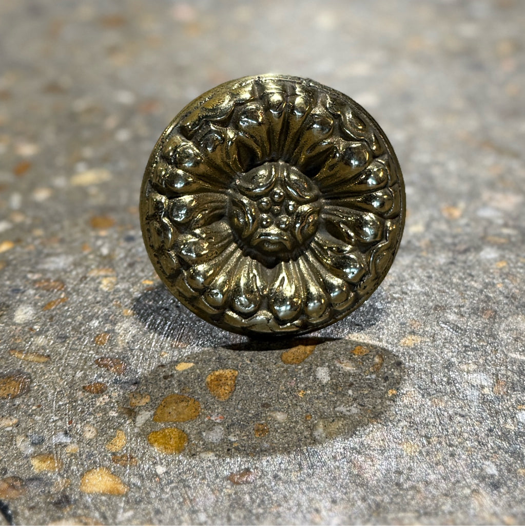 Vintage brass rosette tie back, 2.5"dia
