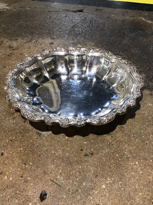International Silver Co. Silverplate Vegetable Dish 12"Lx 10" W x 2" H