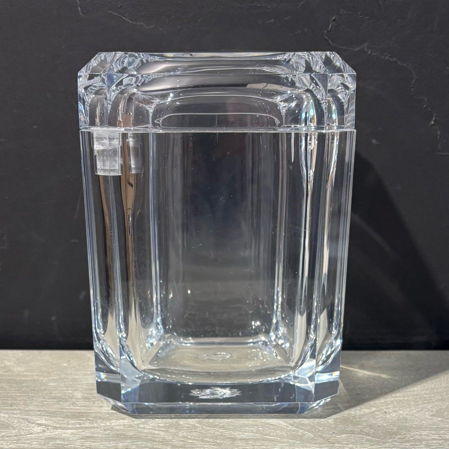 Acrylic Swivel Top Ice Bucket 7" W x 7" D x 8.5" H