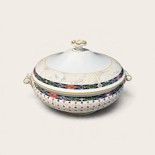 VTG Wegdwood Harlequin Covered Tureen, Bone China, 10"W x 8.5"D x 6.25"H