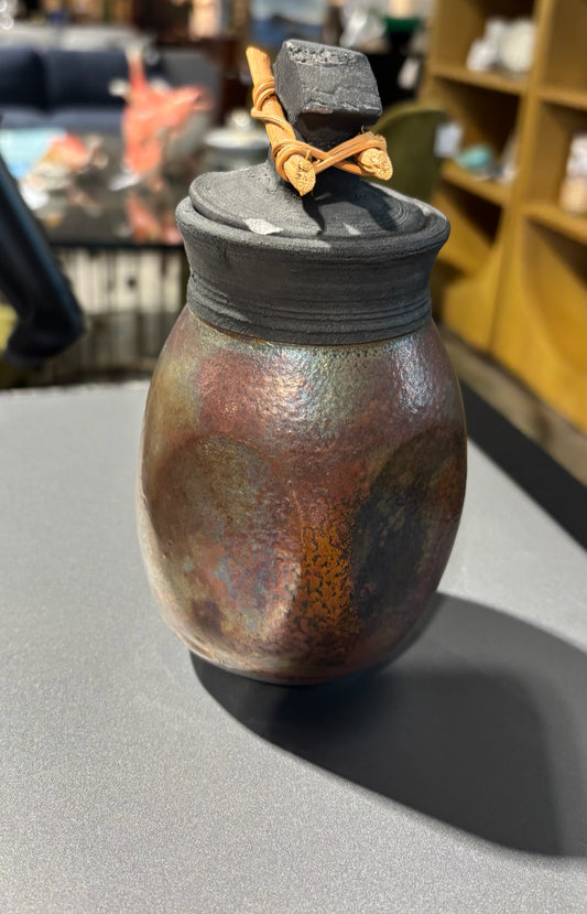 Signed Ann Rennie Pottery with lid 7"h x 3"W
