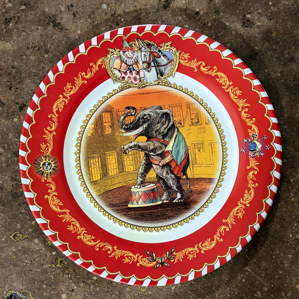 VTG Restoration Hardware Circus Tin Plate set w/ Storage Tin, 10.2"Dia