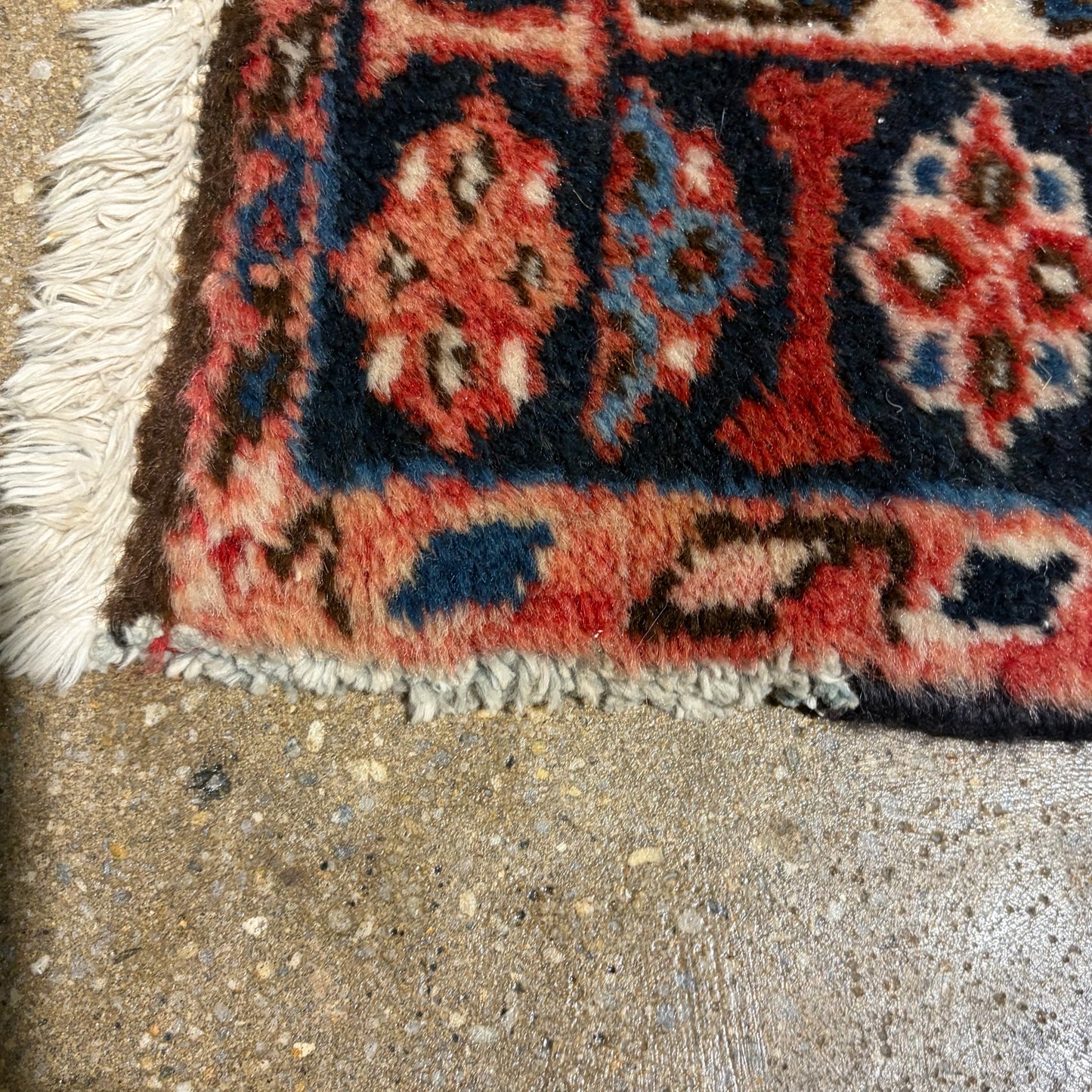 VTG Persian Heriz Rug, Hand Knotted,  4'W x 4'8"L (AS IS)