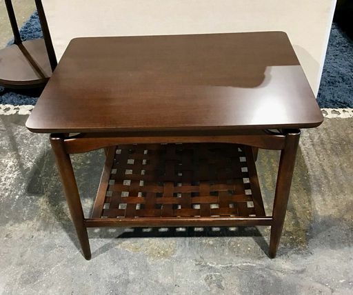 MCM Lane End Table 28"x22"x20"