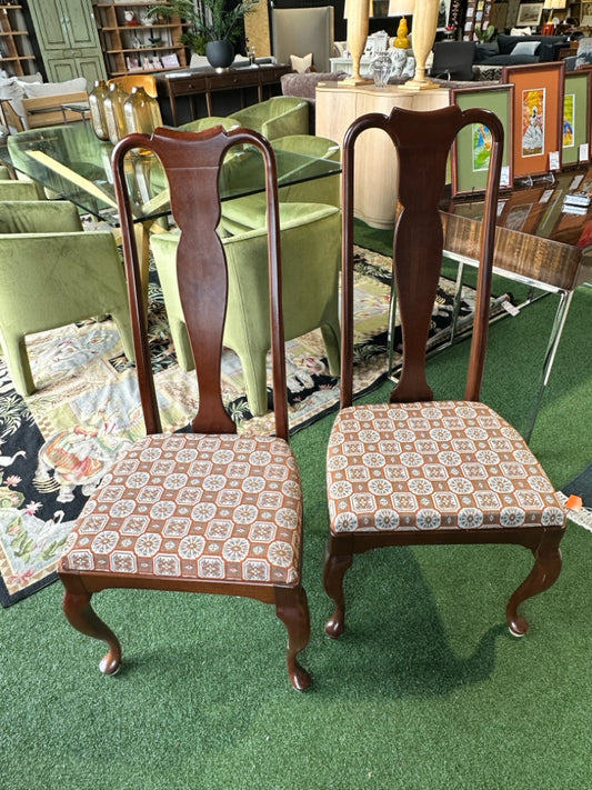 PAIR of John Vogler Queen Anne chairs, 19"W x 17"D x 44"H