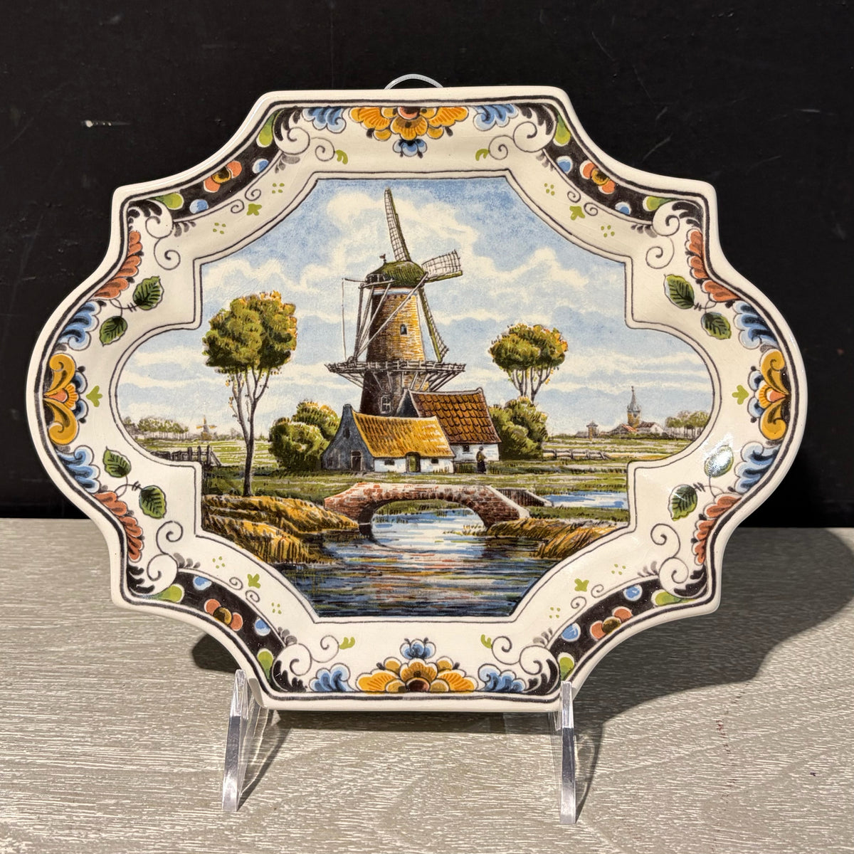 VTG Delfts Polychrome Handwerk Wall Plaque, 9.25"W x .75"D x 7.25"H
