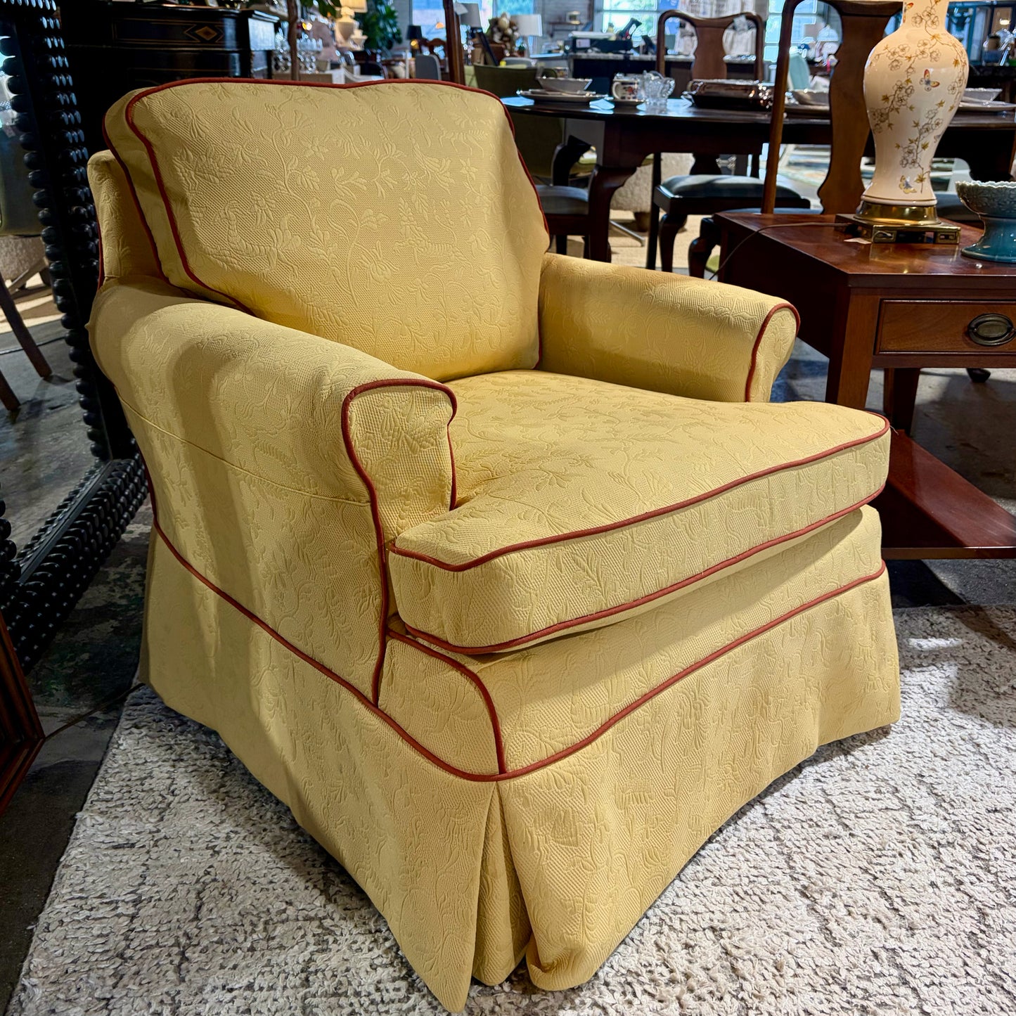 Slipcovered Chair, Yellow Damask w/Contrast Welt, 31"W x 34"D x 29.5"H