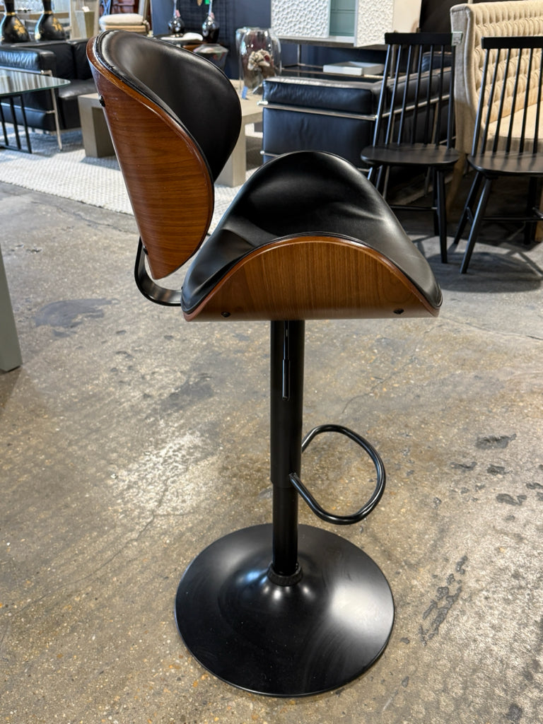 Bentwood Barstool Mid-Century style Adjustable Swivel Stool, 20"W x 18"D x 45"H