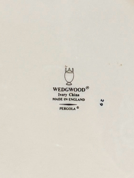 Wedgewood tea cup/saucer/dessert plate, 'Pergola', 8"W x 8"D x 4"H