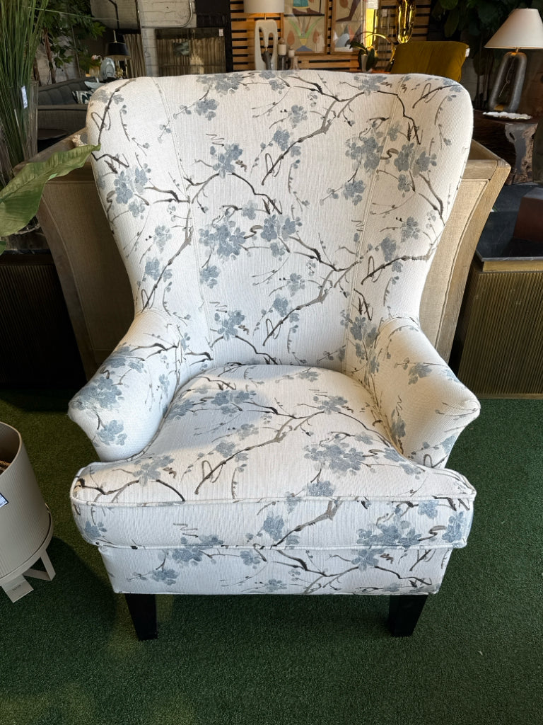 Contemporary wingback chair, blue/brn/ivory,32"W x 28"D x 42"H