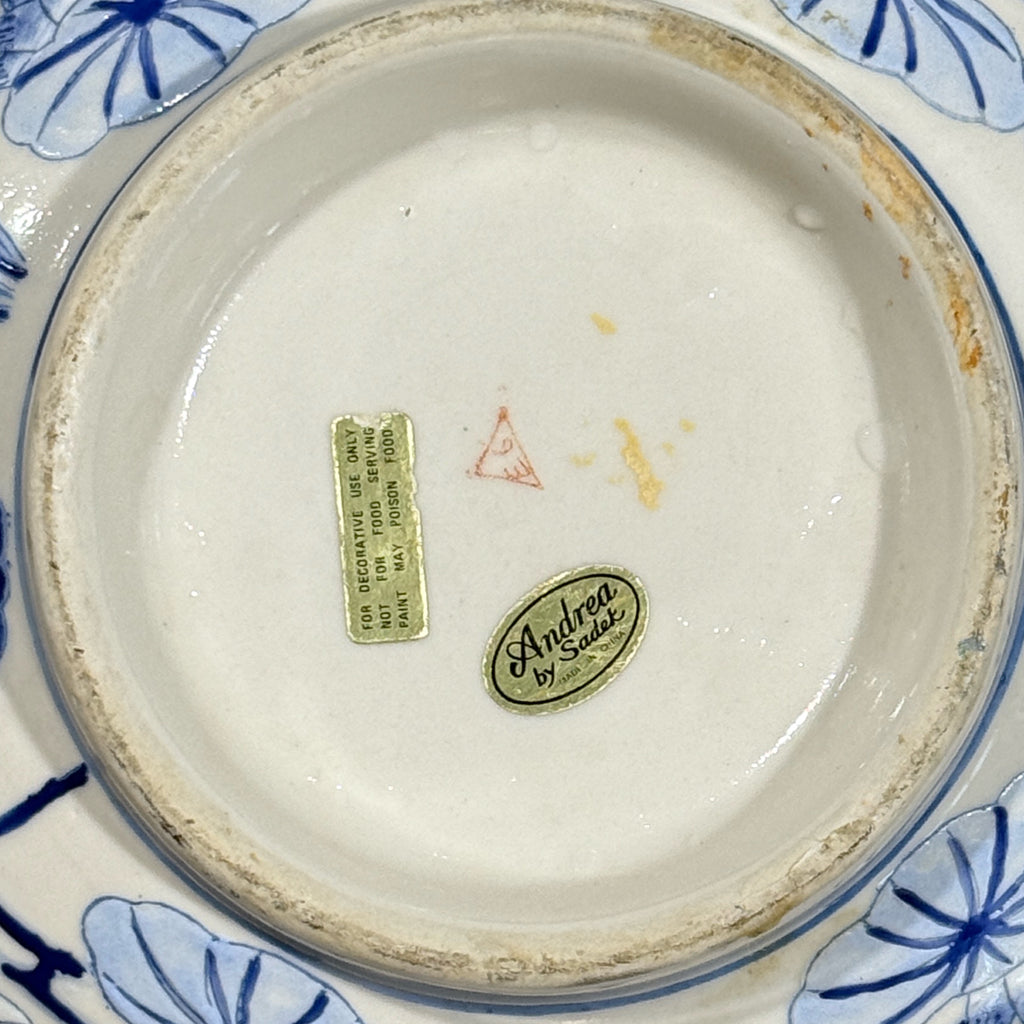 VTG Andrea by Sadek blue/white bowl, 10"Dia x 4.5"H