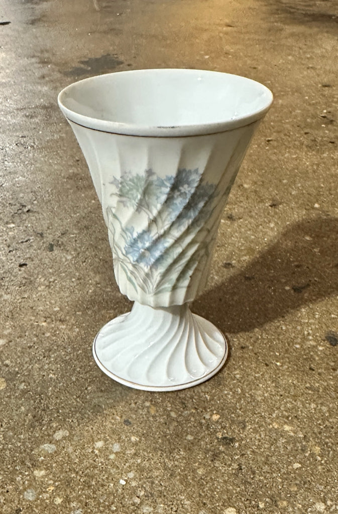 Haviland Limoges Blue Thistle footed vase, 5"H