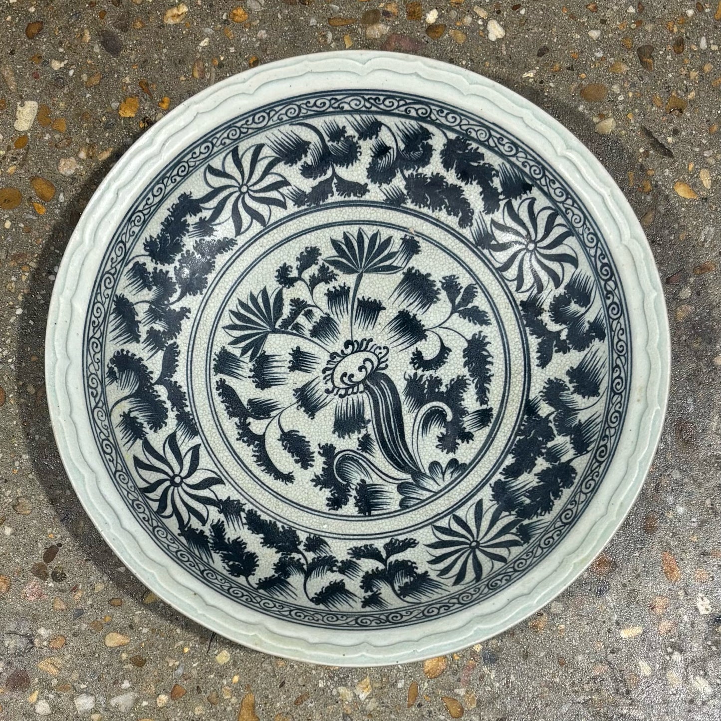 Chinese Blue/White Porcelain Charger 14.25" D x 2.5" H