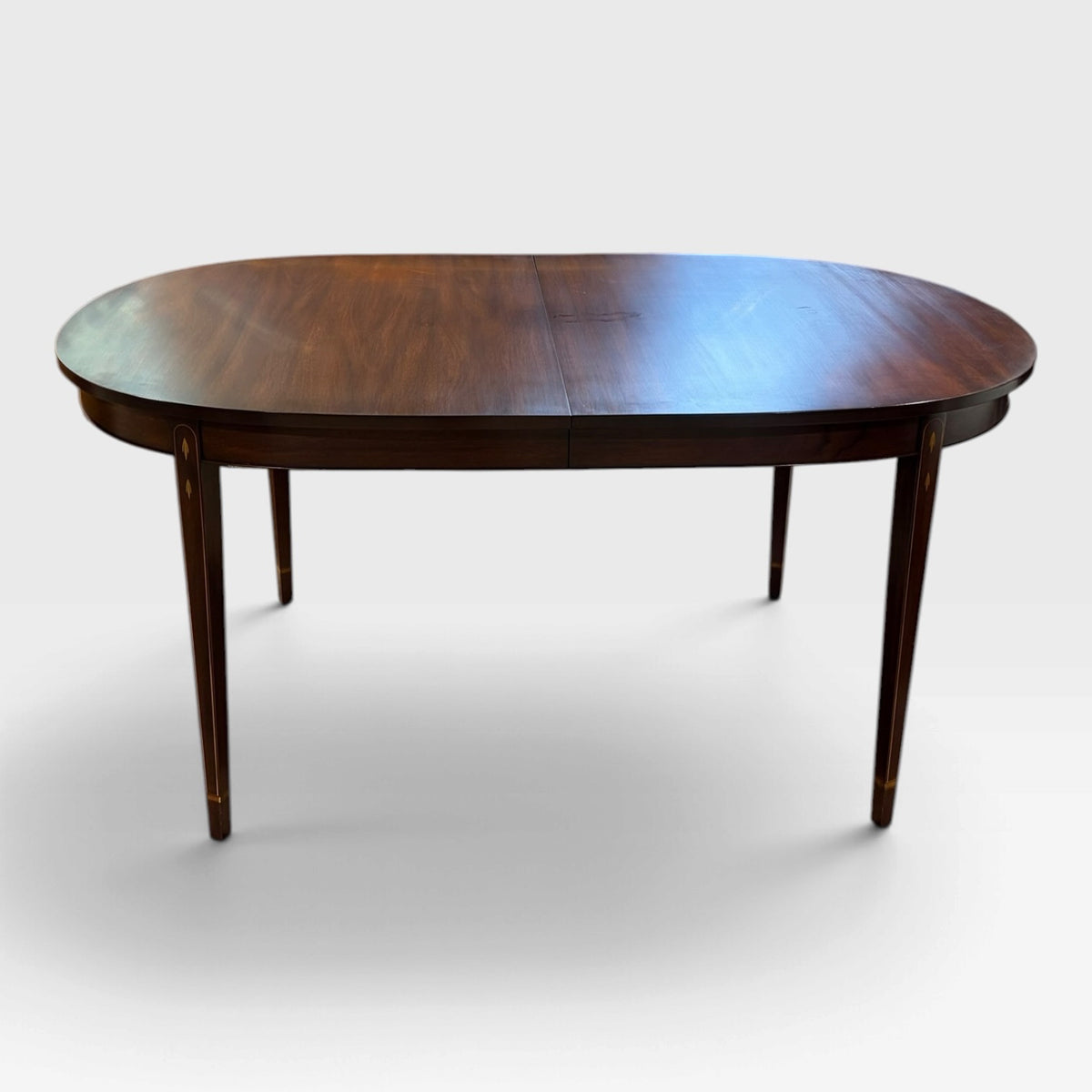VTG Henkel-Harris Inlaid Mahogany Table w/3 Leaves, 64"-100"W x 42"D x 30"H