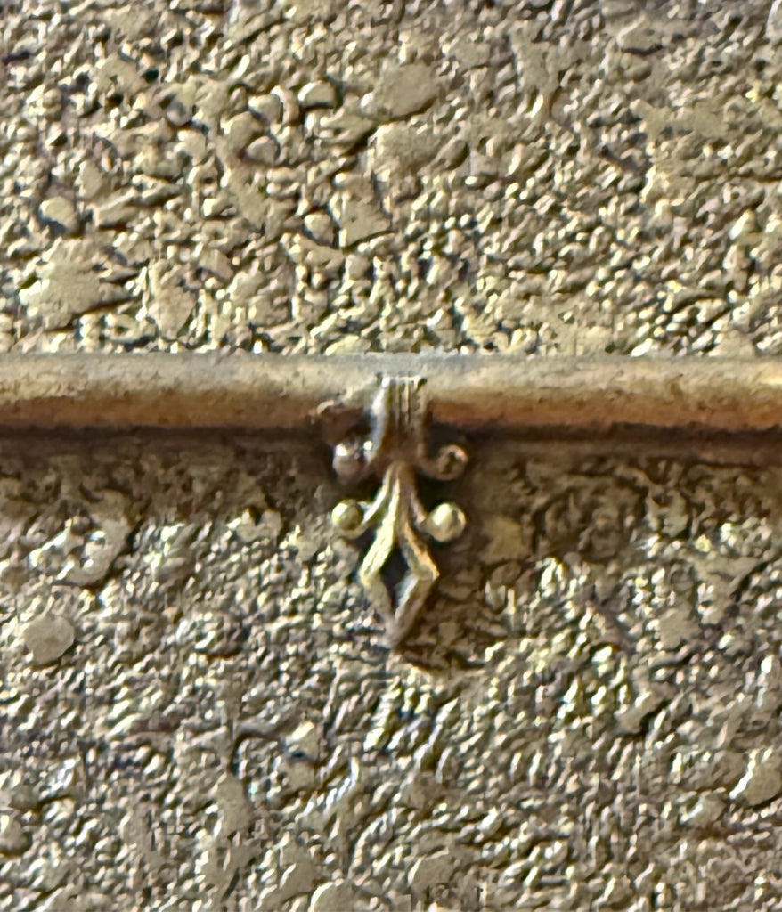 Anyique embossed brass jewelry box, 5"W x 4"H x 3.25"D