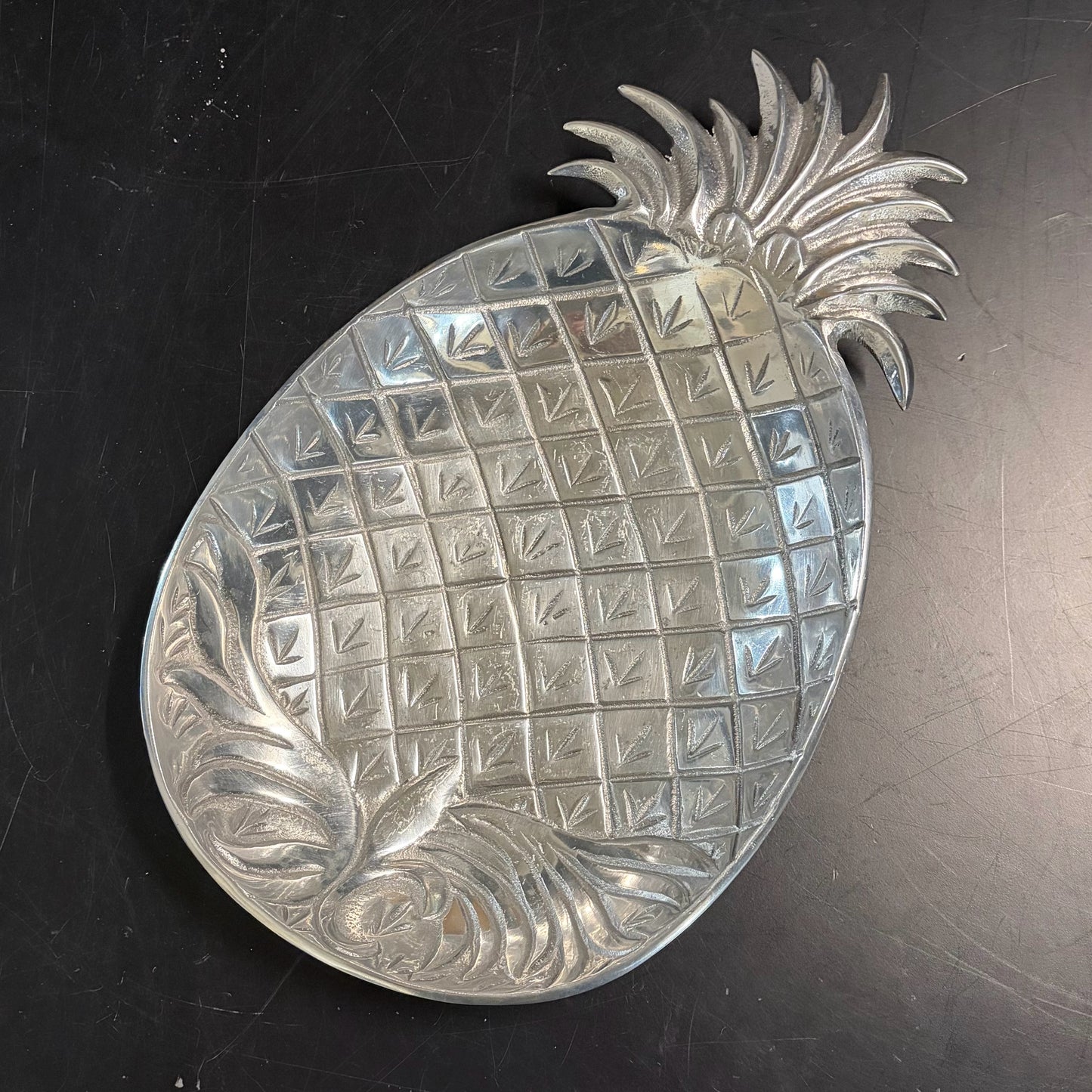 Aluminum Pineapple Bowl, 15"L x 9.25"W x 2"H