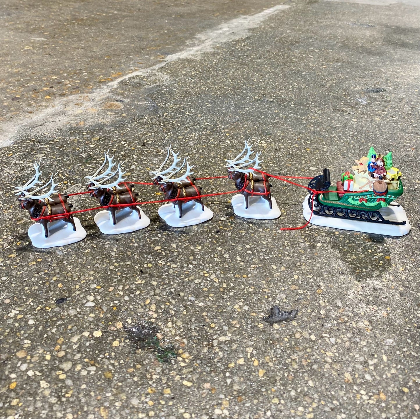 Heritage Village Collection, Porcelain, Sleigh & 8 Reindeer, 15"L