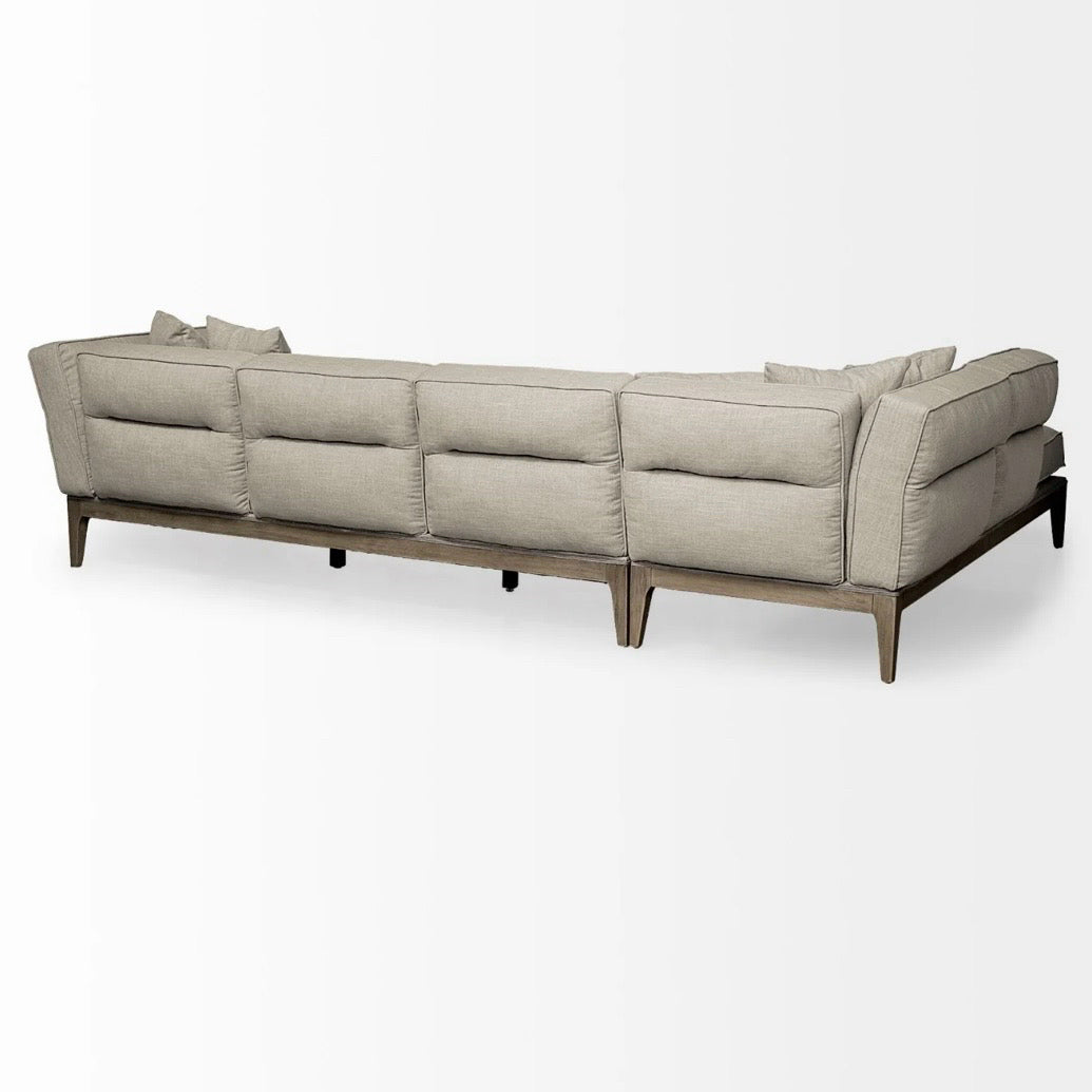 NEW Mercana Denali Sectional,121"L x 86"W x 30.3"H