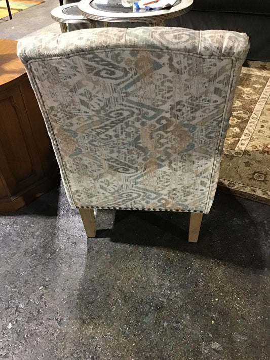 Tufted Occasional Chair With Nailhead Trim 22"L x 24" Wx 32"H