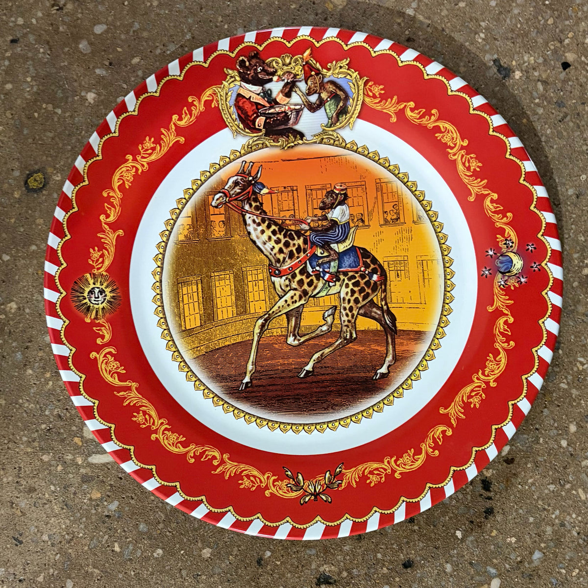 VTG Restoration Hardware Circus Tin Plate set w/ Storage Tin, 10.2"Dia