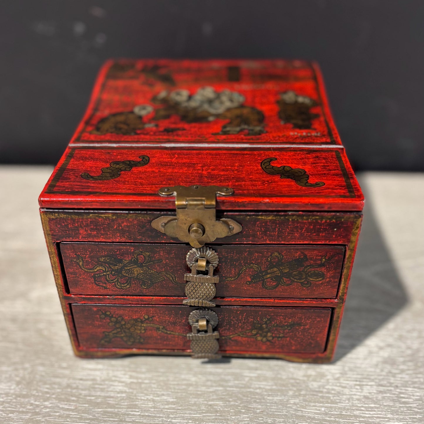 VTG Chinese Jewelry Box 8" L x 6" W x 4.5" H