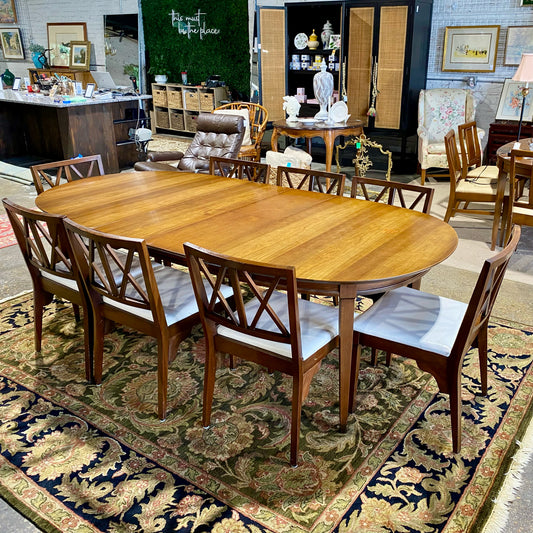 Oval Dining Table W/3 Leaves and 8 Chairs, 102"L x 46"D x 29.5"H