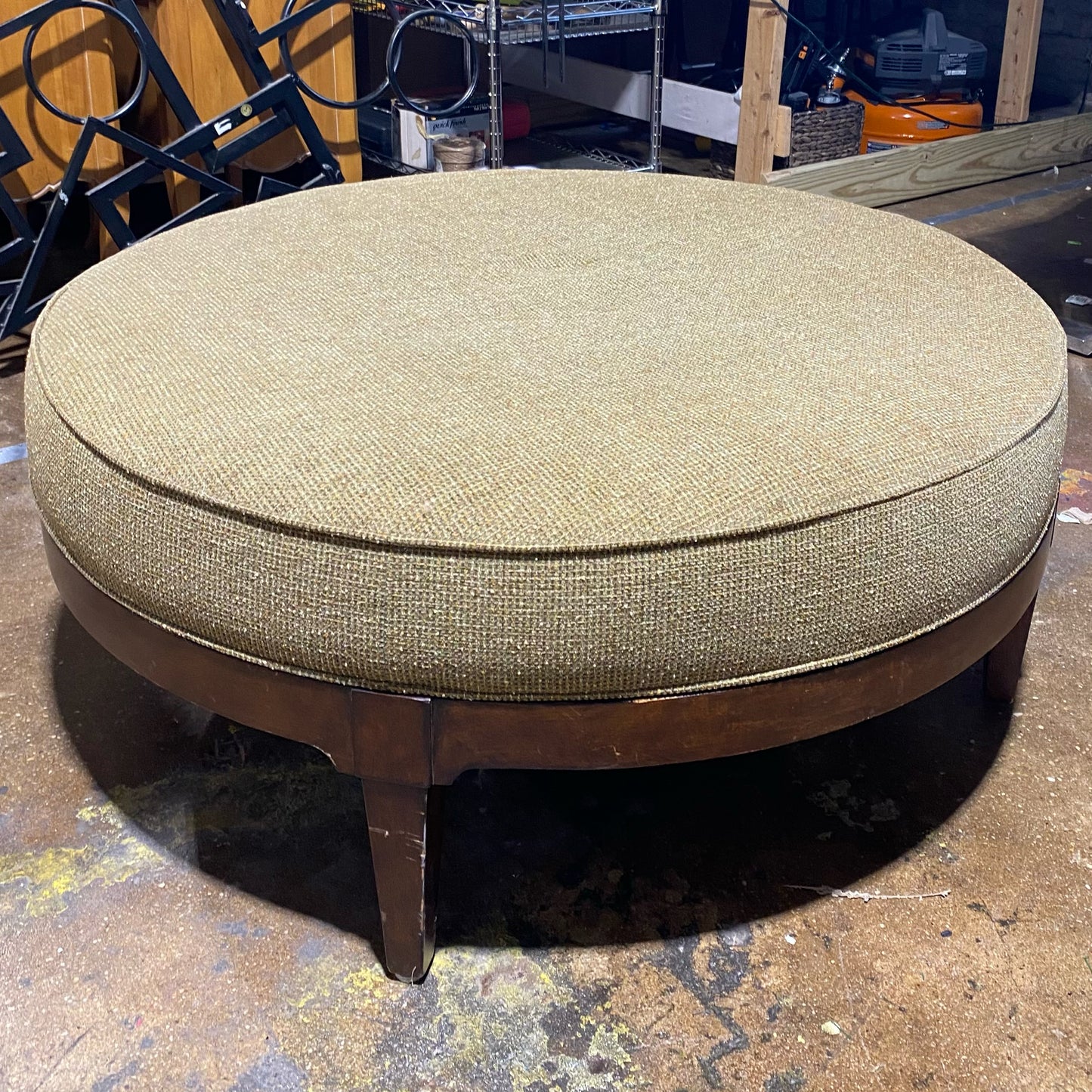 Thomasville Round Ottoman, 41"W x 41"D x 18"H