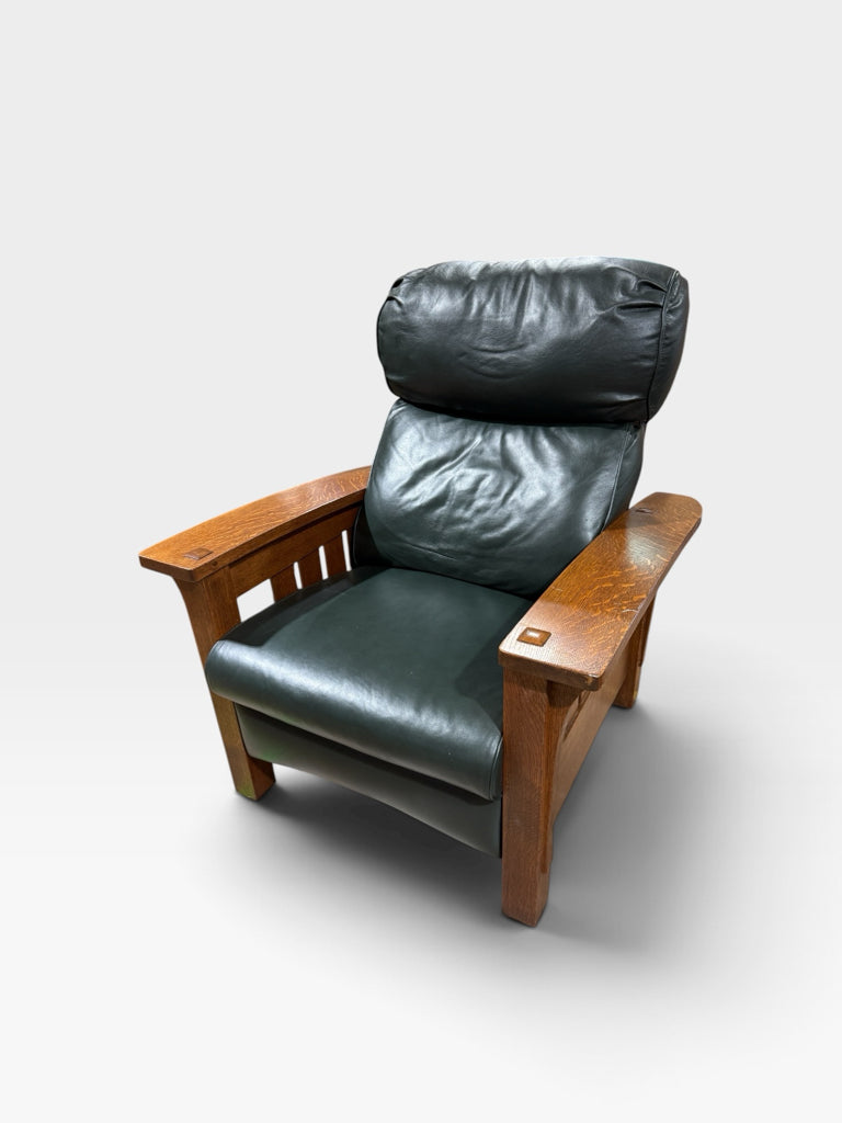 Stickley Bustle Back Morris recliner, dk. green leather