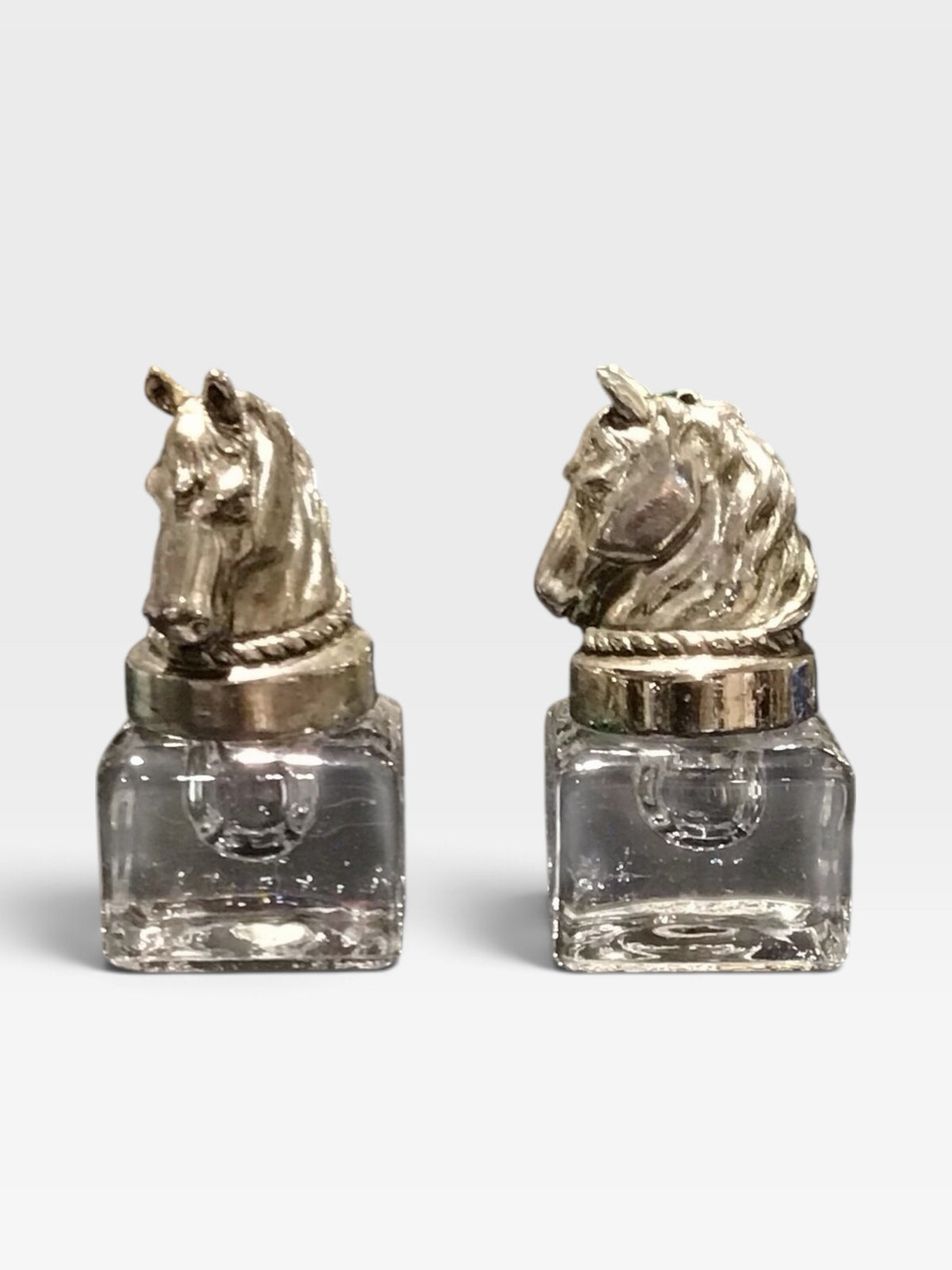 Horsehead Salt and Pepper 1.5"W x 1.5"W x 3"H