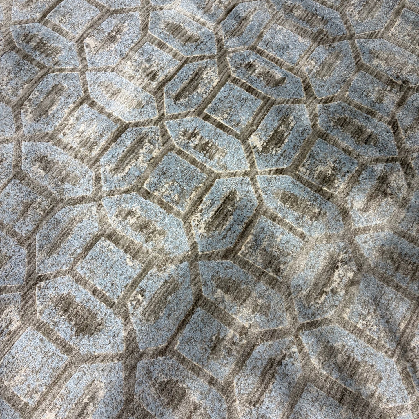 Carini Mordern Geometric Rug, Ice Blue / Taupe, 8'.7"Dia