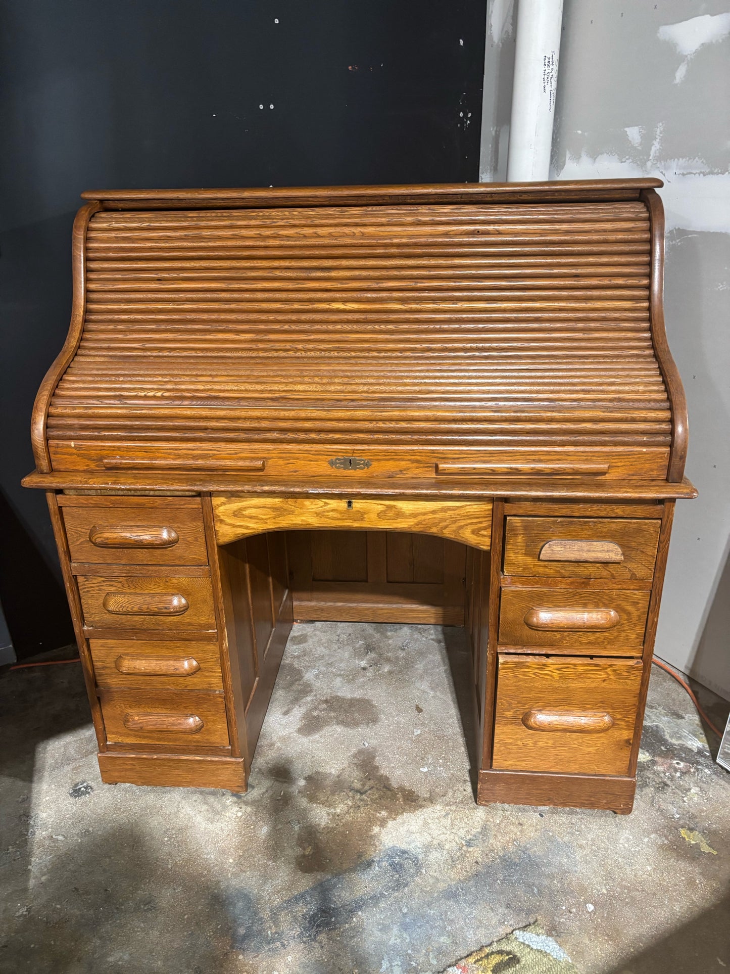 Antique Oak S Curve- Tall Roll top Desk 50"hx48"Wx28"D