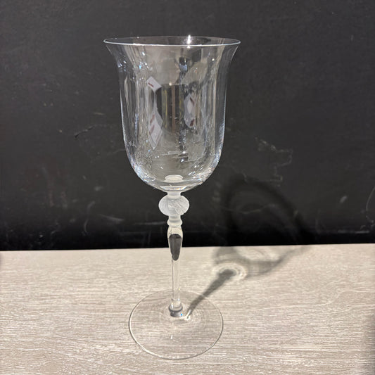 VTG Pair of Isabelle by Sasaki Red Wine Glasses, 9"H x 3.5"Dia