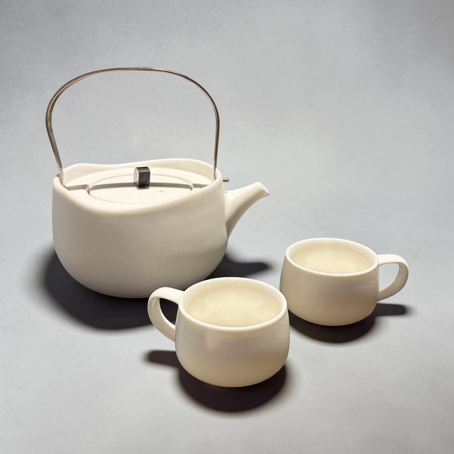 Leiph Self-Heating Teapot Set, Jasmine White, Volume: 20 oz