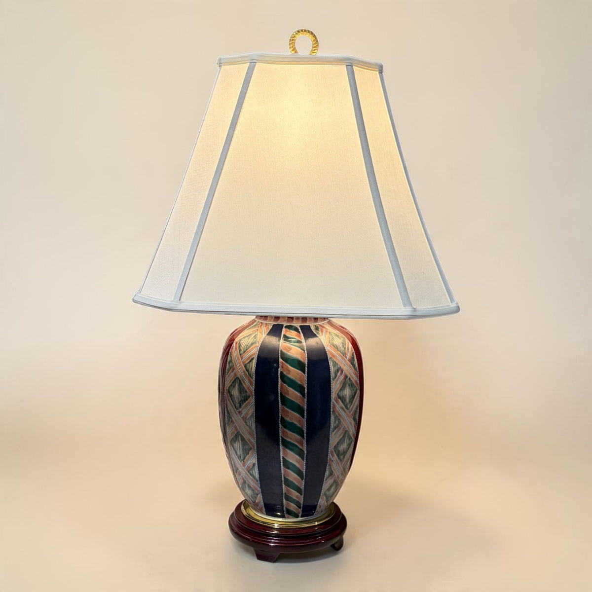 VTG Wildwood Porcelain Lamp w/Shade & Finial, 28"H x 16"W
